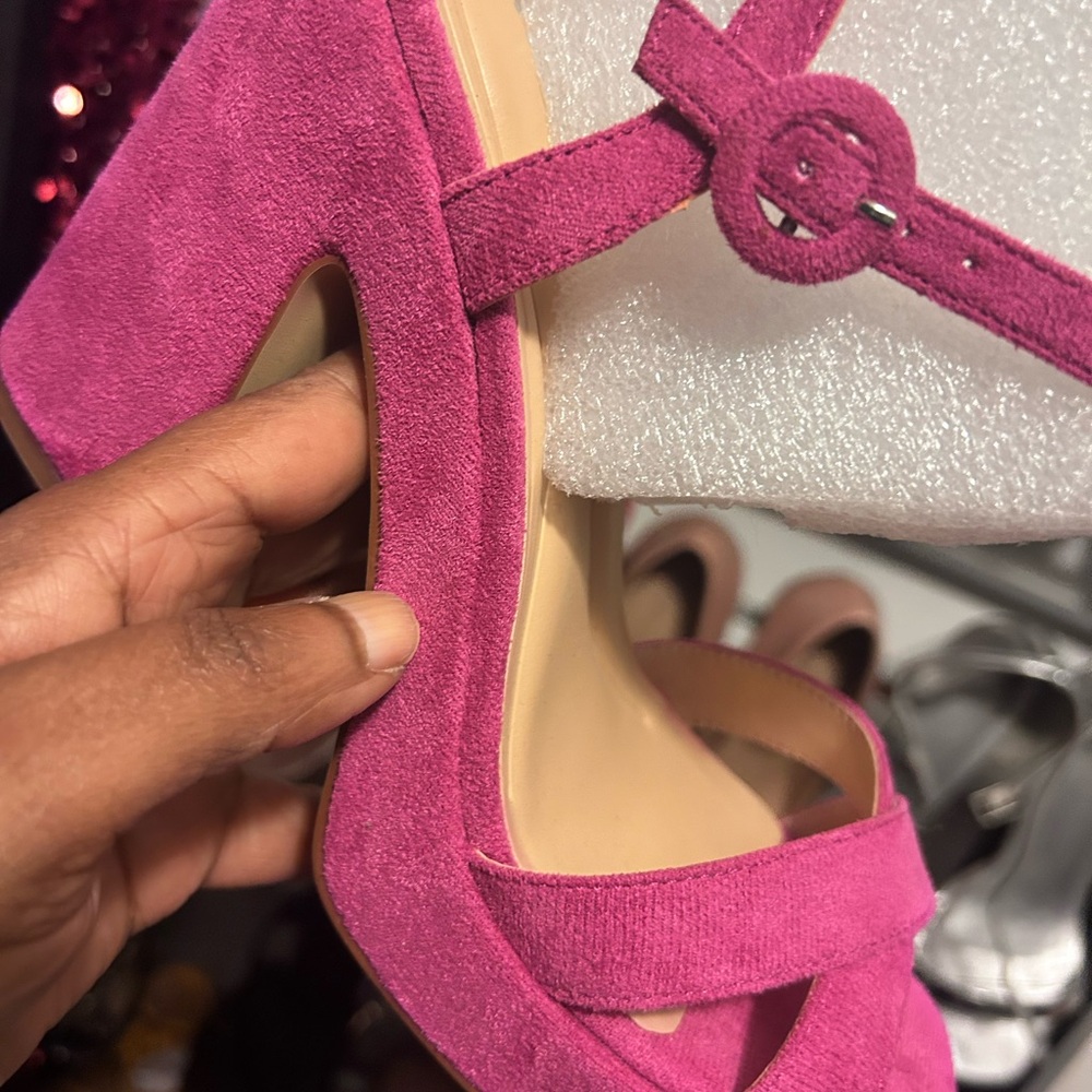 Charles David Fuchsia Suede Heels